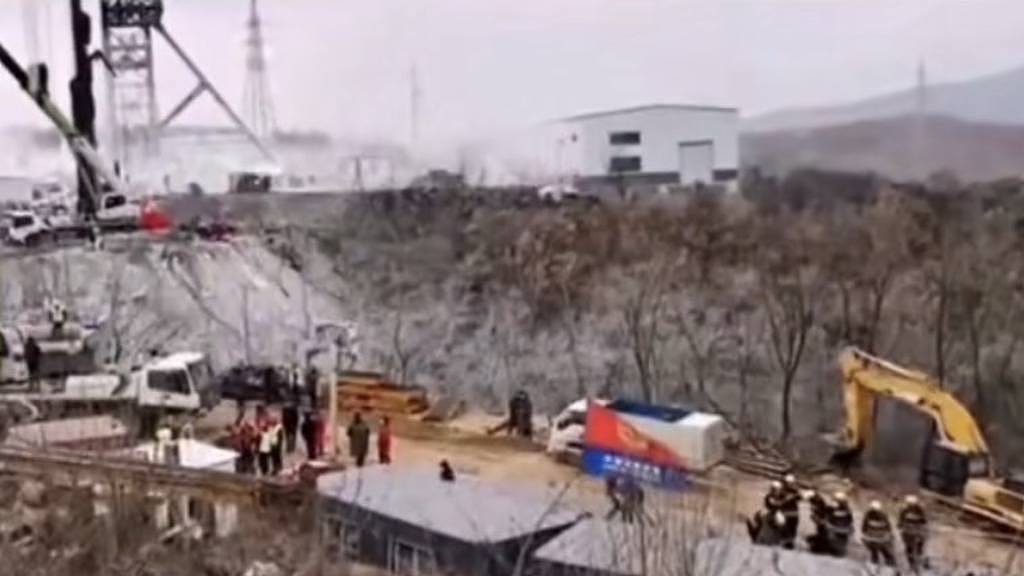 唐山市矿难14人死亡官方涉嫌瞒报，外界呼吁严查。 图为唐山迁西县桃树峪铁矿。 （图／微博）