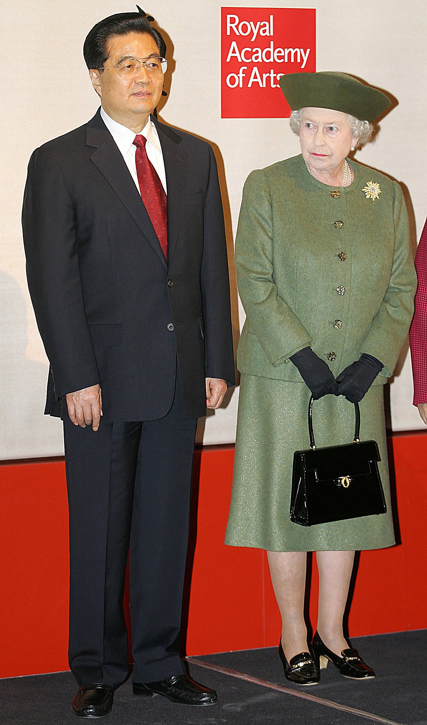 女王2005年抵达中国进行国事访问（AFP）