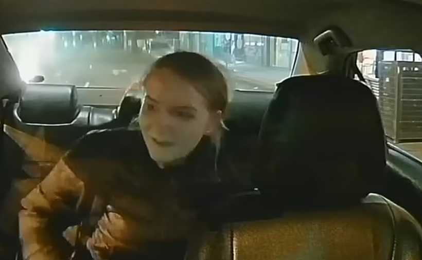 新州女子涉嫌打劫出租司机，作案近两周仍在逃！警方公布嫌犯照片（组图） - 3