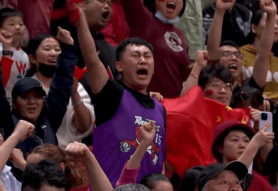 中国女篮2分险胜澳洲，大批华人到场助威，却被质疑“忠诚度”（视频/组图） - 2