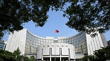 路透社：北京下令国有银行做好储备以阻止人民币贬值（图）