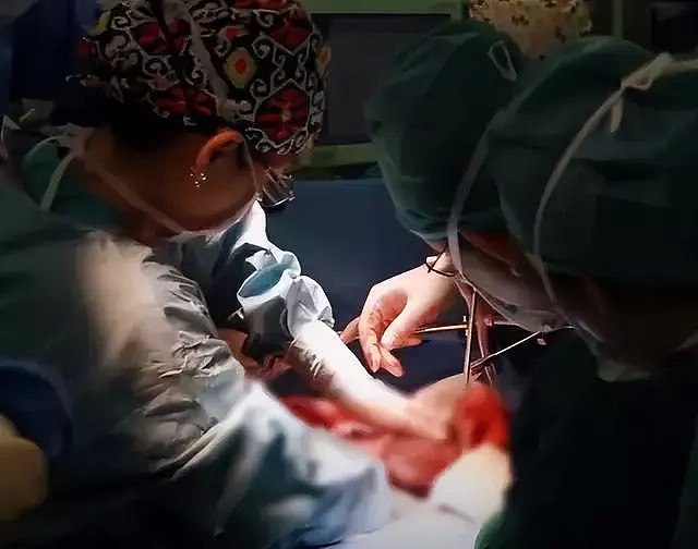 19年一藏族女孩患上虫癌，医生开刀一看，肝脏爬满整整2斤的虫子（组图） - 11