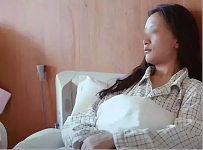 19年一藏族女孩患上虫癌，医生开刀一看，肝脏爬满整整2斤的虫子（组图）