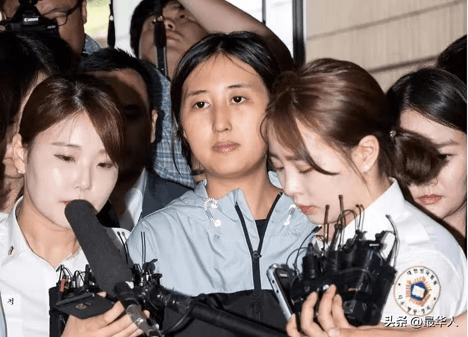 女大学生高调炫富，意外让韩国总统牢底坐穿，亲妈入狱18年（组图） - 19