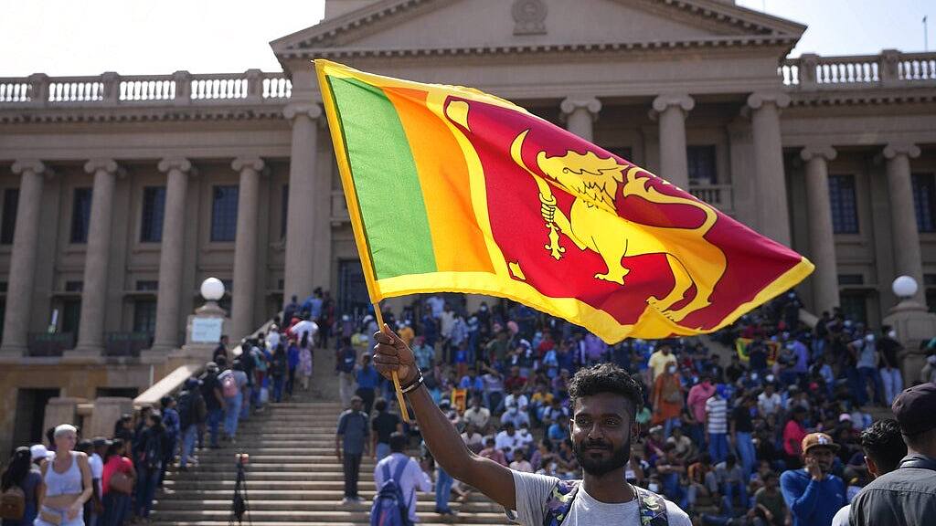 斯里兰卡总统：与中国开始债务重组谈判