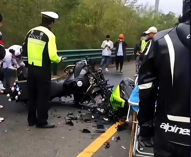 23岁女网红被曝车祸去世，骑摩托车“越界”，出事前三天曾被提醒（组图） - 3