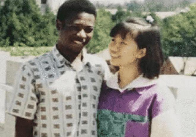 清华才女王丽红：为爱远嫁非洲，25年生4娃，再见时同学称不敢认（组图） - 9