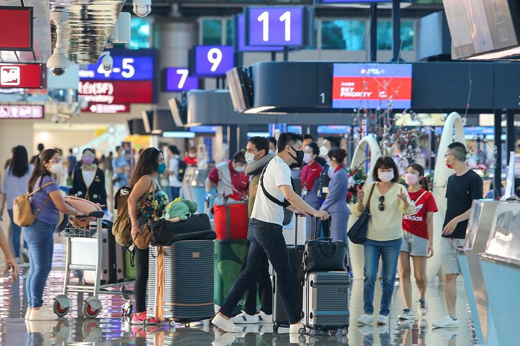 解封前又见高峰，台湾今日本土+52338，1岁男童染疫家中死亡（图） - 1