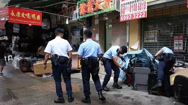 悍匪持刀抢劫巨额珠宝被“天眼”拍到，“南亚兵团”成为香港治安的巨大毒瘤（组图） - 6