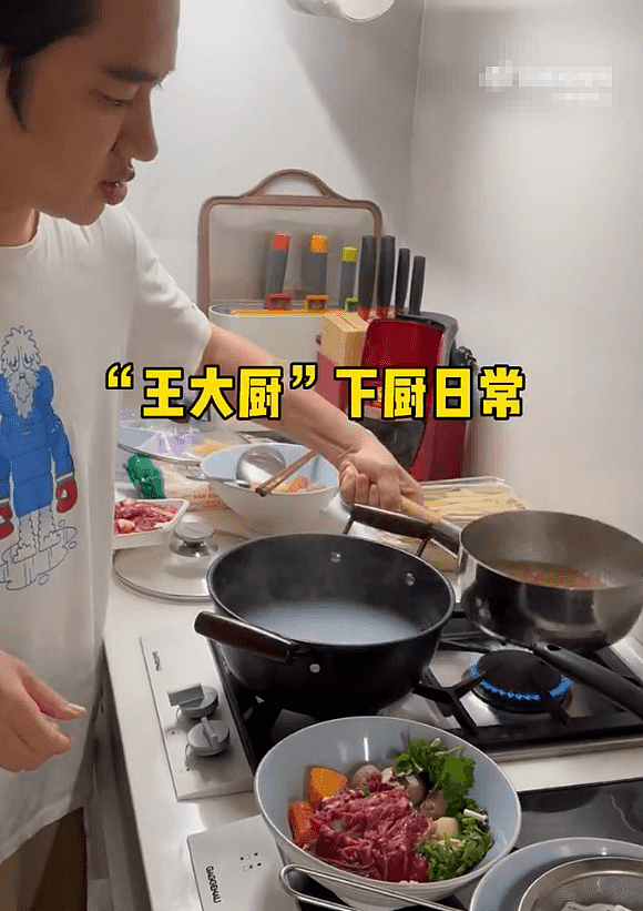 李亚男晒烹饪视频，老公王祖蓝贴心打下手，女儿夸好吃后她超自豪（组图） - 6