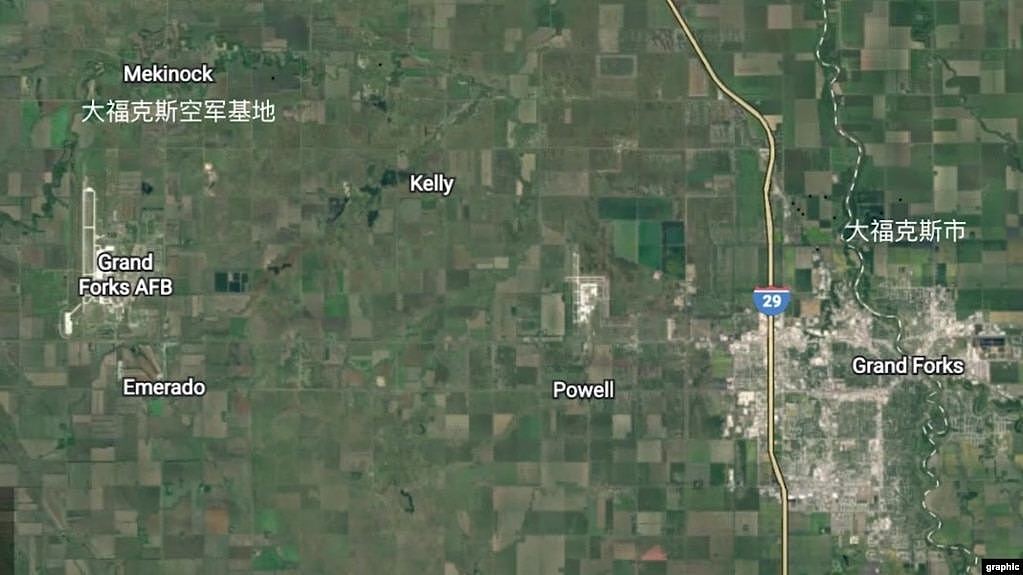 北达科他州大福克斯市北部，离大福克斯空军基地不到20英里处，中国阜丰集团美国子公司买的大片农地拟建中玉米湿磨加工厂。Credit: Google Earth