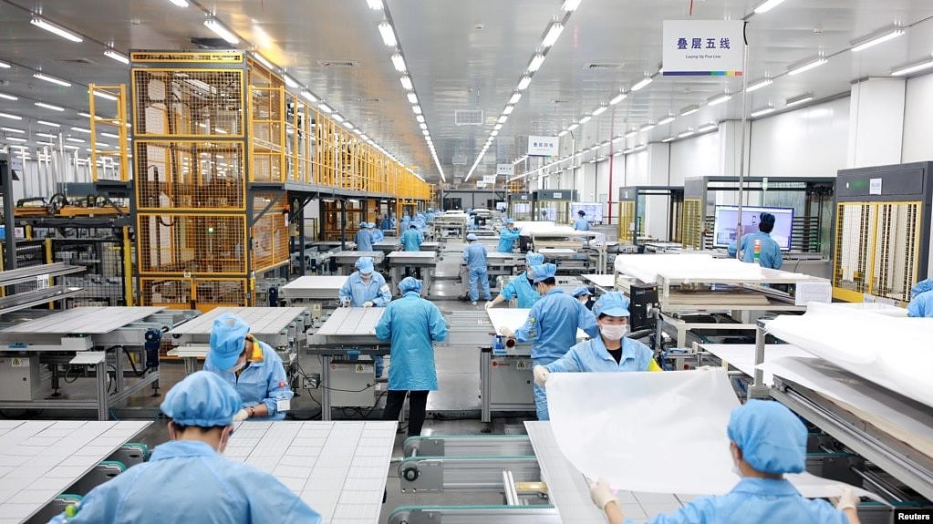 2019年2月21日浙江省宁波市一家阳能电池板工厂