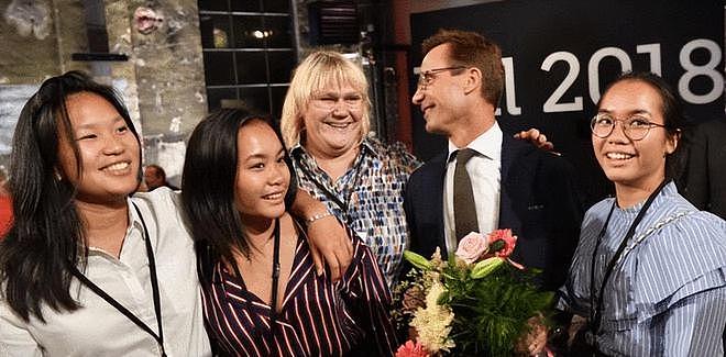瑞典新首相收养三名中国女童 在欧美首脑中极为罕见（组图） - 4