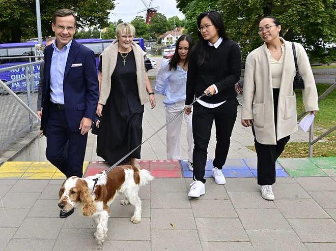 瑞典新首相收养三名中国女童 在欧美首脑中极为罕见（组图） - 5