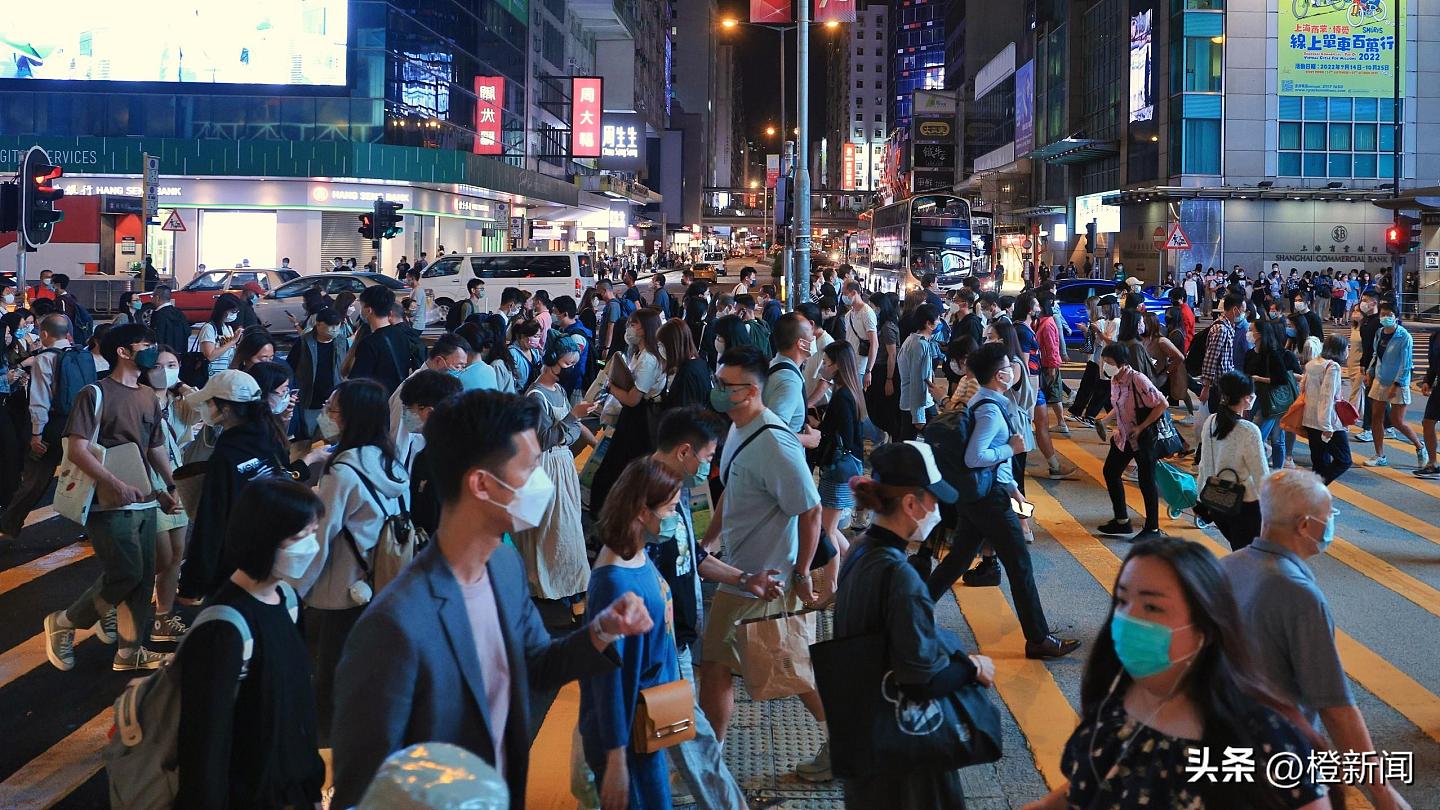 香港流失14万劳动人口，逾半数为25至39岁青年（图） - 1