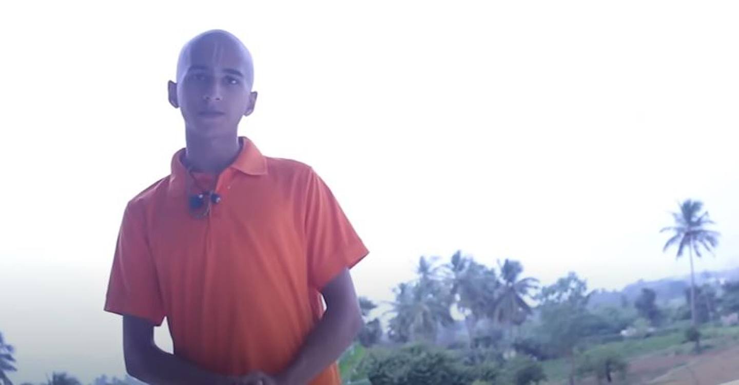 沉靜2個多月，印度神童阿南德（Abhigya Anand）再發布預言影片。（YouTube影片截圖）