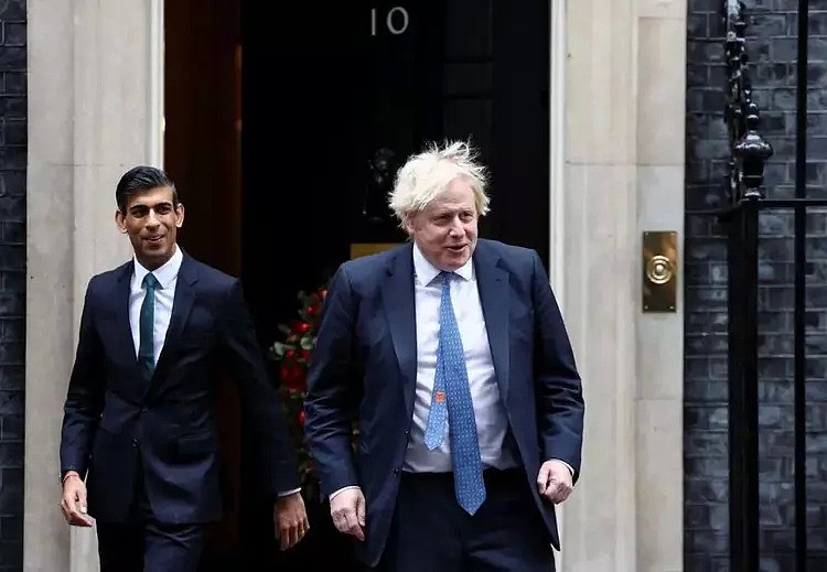 “80后”印度裔富豪成英国新首相，光靠会花钱？（组图） - 3