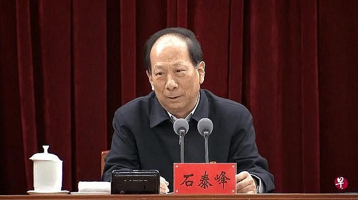消息指出，今年66岁的石泰峰或接替尤权出任中央统战部部长。（互联网）