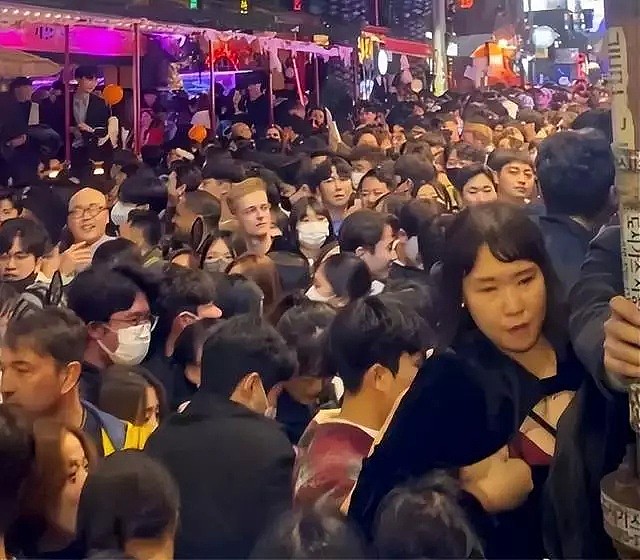 幸存中国女生回忆韩国踩踏惨剧：死里逃生，好后悔，为什么要去凑热闹？（视频/组图） - 3