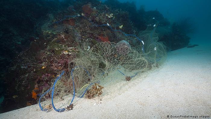 印度尼西亚海域一副遗失的渔网