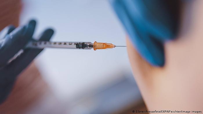 BNT/辉瑞疫苗一年多来都在等待中国当局的批准