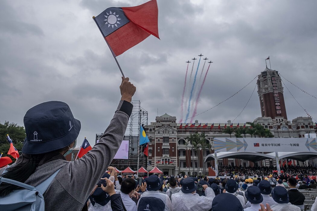 台湾的国庆节，10月摄于台北。台湾的大多数人认为自己是一个独特的、让人自豪的民主社会，永远无法在中国主权下生存。