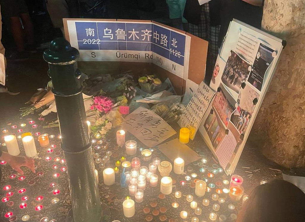 “所有勇气，应有回声！”悉尼墨尔本数百华人再度点烛抗议，追悼乌市死者声援上海（视频/组图） - 6