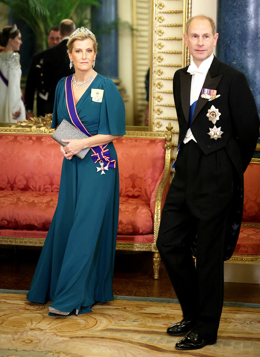 英媒報導多年來王室預期女王三子愛德華王子（Prince Edward，上圖右）將繼承父親的「愛丁堡公爵」（Duke of Edinburgh）頭銜。圖左為愛德華王子妻子蘇菲。（資料照／TPG、達志影像）