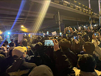 北京示威被指“有境外势力”，群众：是马克思和恩格斯吗？（图）