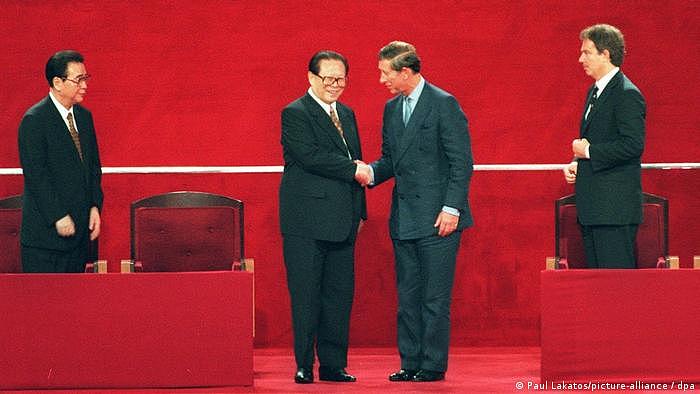 香港主权移交中国：中国领导人江泽民、李鹏会见英国王储查尔斯以及首相布莱尔