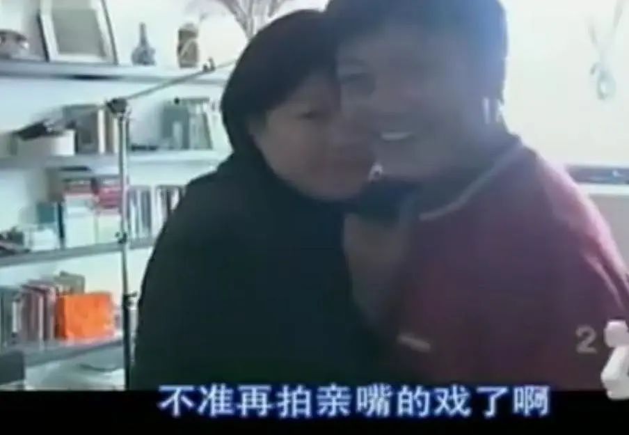 她一婚嫁美国人二婚中国人三婚法国人，如今四婚（组图） - 17