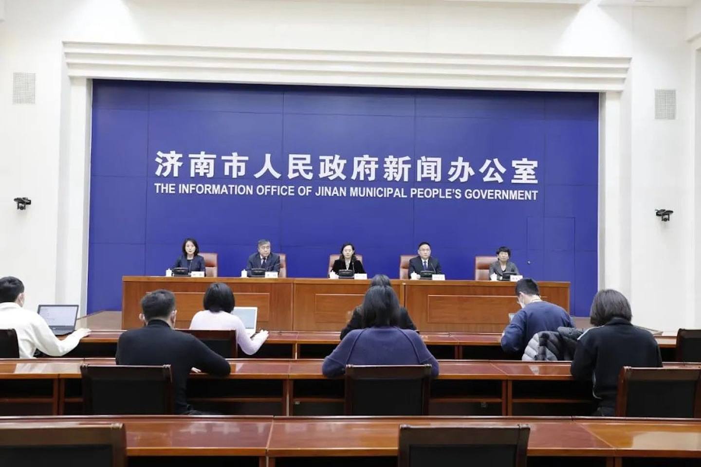 濟南市政府周六（3日）舉行防疫記者會。（澎湃新聞）