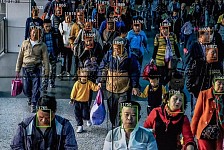 中国当局如何利用手机和人脸识别等监控技术追踪抗议者（组图）