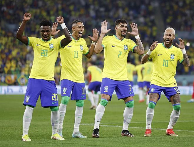 巴西被淘汰 足球名宿：巴西队张扬 挨揍是早晚的（组图） - 6