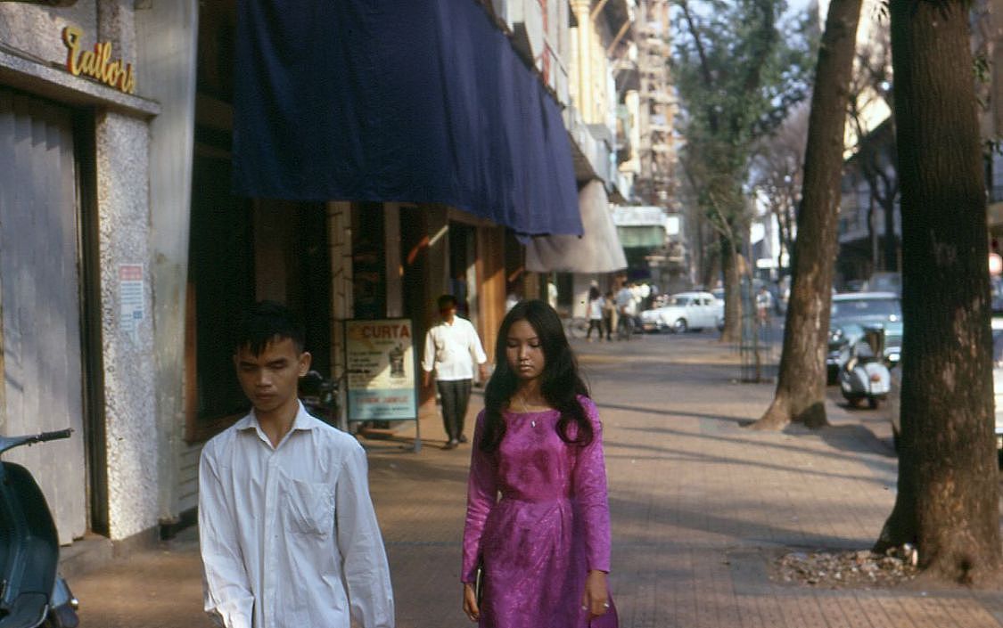 彩色老照片 1969年越南西贡女子 好时髦的发型（组图） - 5