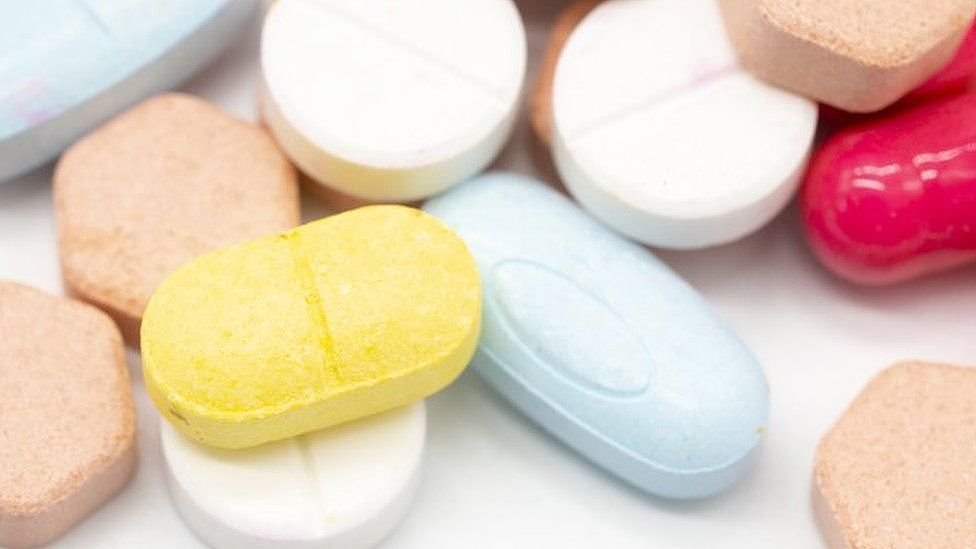 医学与健康：抗生素耐药性感染“比艾滋病和疟疾更致命” - BBC News 中文