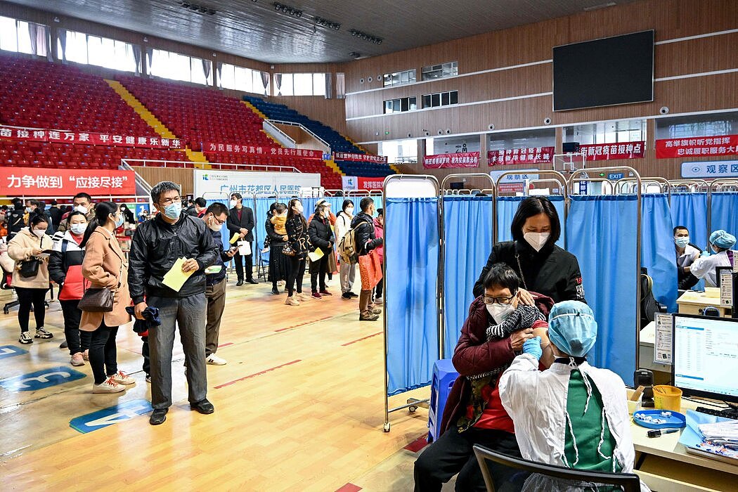 广州的一个新冠疫苗接种点，摄于本月早些时候。