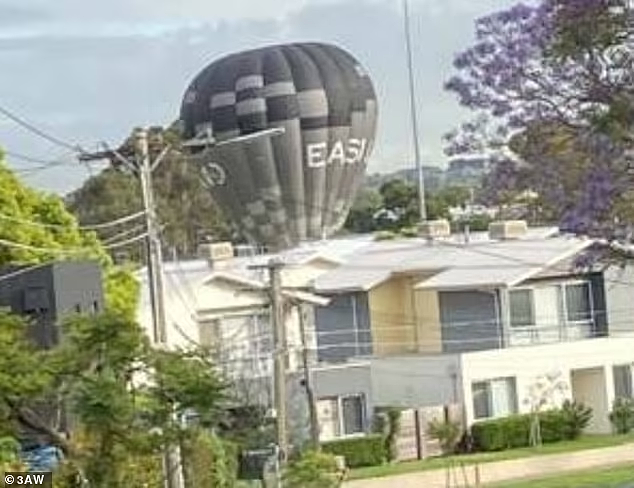 墨尔本热气球低空飞行后紧急降落，引居民围观（组图） - 3