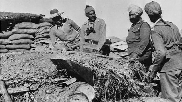 1962年11月，一场短暂的战事中，印度伤亡惨重（图为中印边界冲突期间，印军在印度北部拉达克地区的一座工事）。