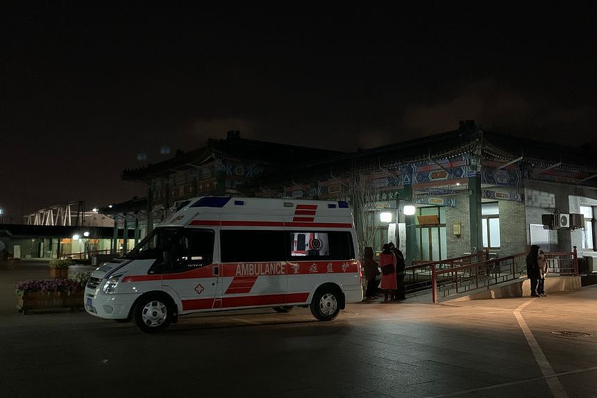 北京东郊殡仪馆接收尸体数量激增，表明中国新冠死亡人数不断上升（图） - 1