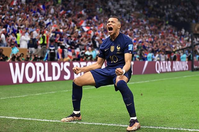 梅西封王！阿根廷总比分7-5战胜法国，时隔36年再夺世界杯冠军（视频/组图） - 12