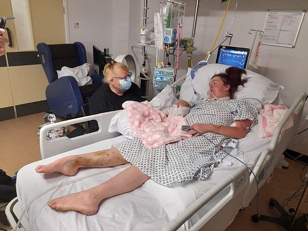 Mum wakes from coma to find out shes given birth to baby girl