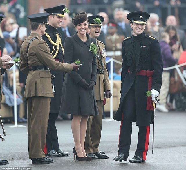 凯特王妃拥有首个军衔，接替威廉当爱尔兰卫队上校，哈里或会后悔（组图） - 4