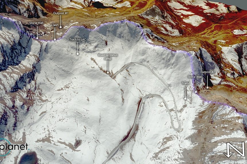卫星图上显示了喜马拉雅和边境控制线上的白雪