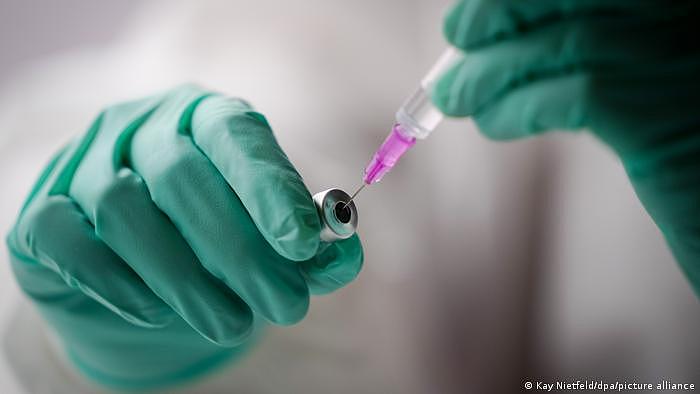 德国发货的BioNTech／辉瑞疫苗是首批入华的外国疫苗，但仅限在华德国人施打。