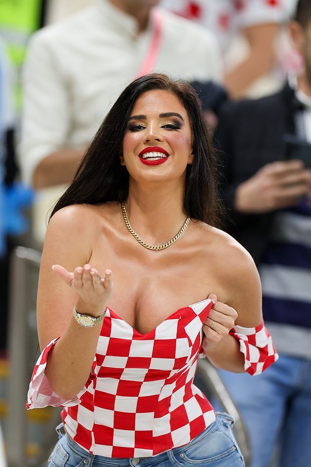 世界杯大放异彩的前克罗地亚小姐，曾在Ins晒裸照（组图） - 4