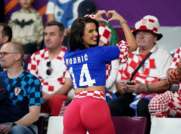 世界杯大放异彩的前克罗地亚小姐，曾在Ins晒裸照（组图） - 3