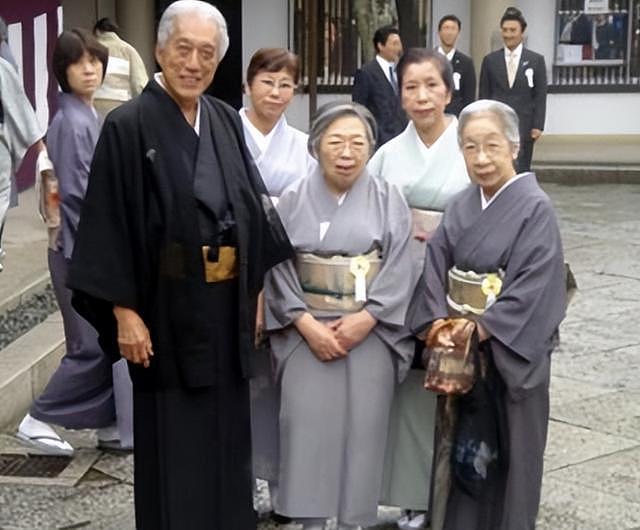 3年计划安排50万日本老人来中国养老，我们为何强烈反对？（组图） - 8