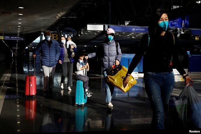 北京国际机场的旅客 (2022年12月27日)