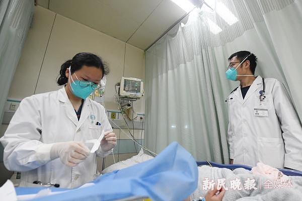 直击医院最前线：急诊病人数还在高位，他们开始考虑应对重症高峰（视频/组图） - 13